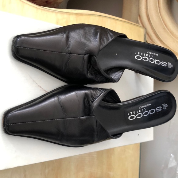 Shoes - Picture 1 of 2